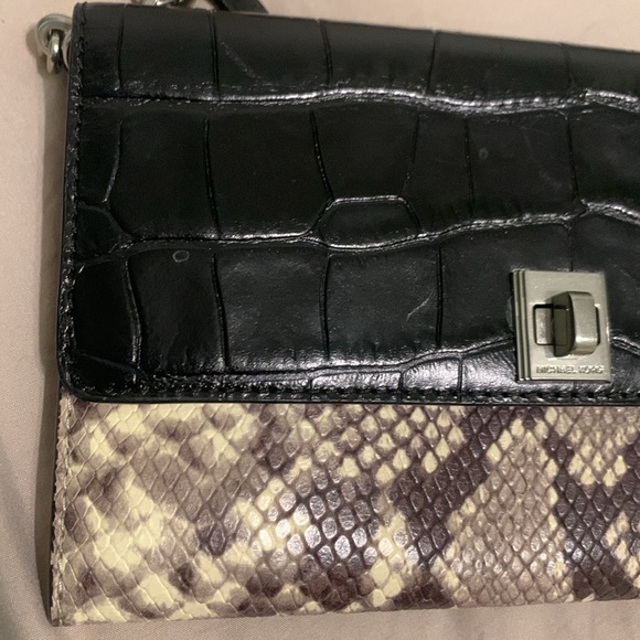 Michael Kors Python leather crossbody wallet - Picture 2 of 8